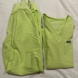 Figs scrub set sea mist